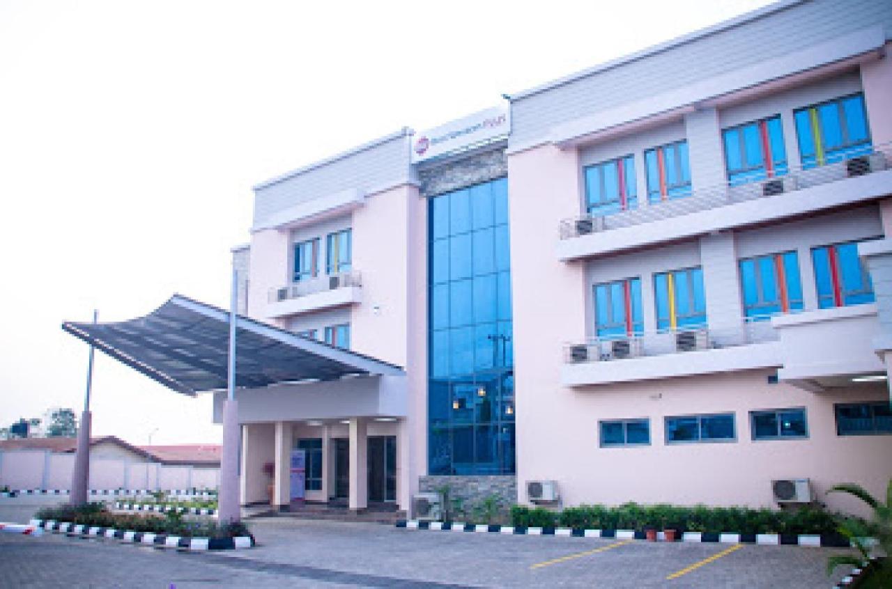 Room In Apartment - Best Western Plus-Presidential Suite Ibadan Exterior photo