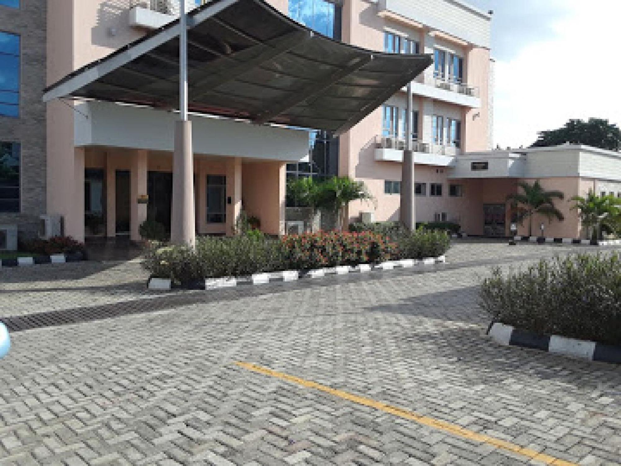 Room In Apartment - Best Western Plus-Presidential Suite Ibadan Exterior photo