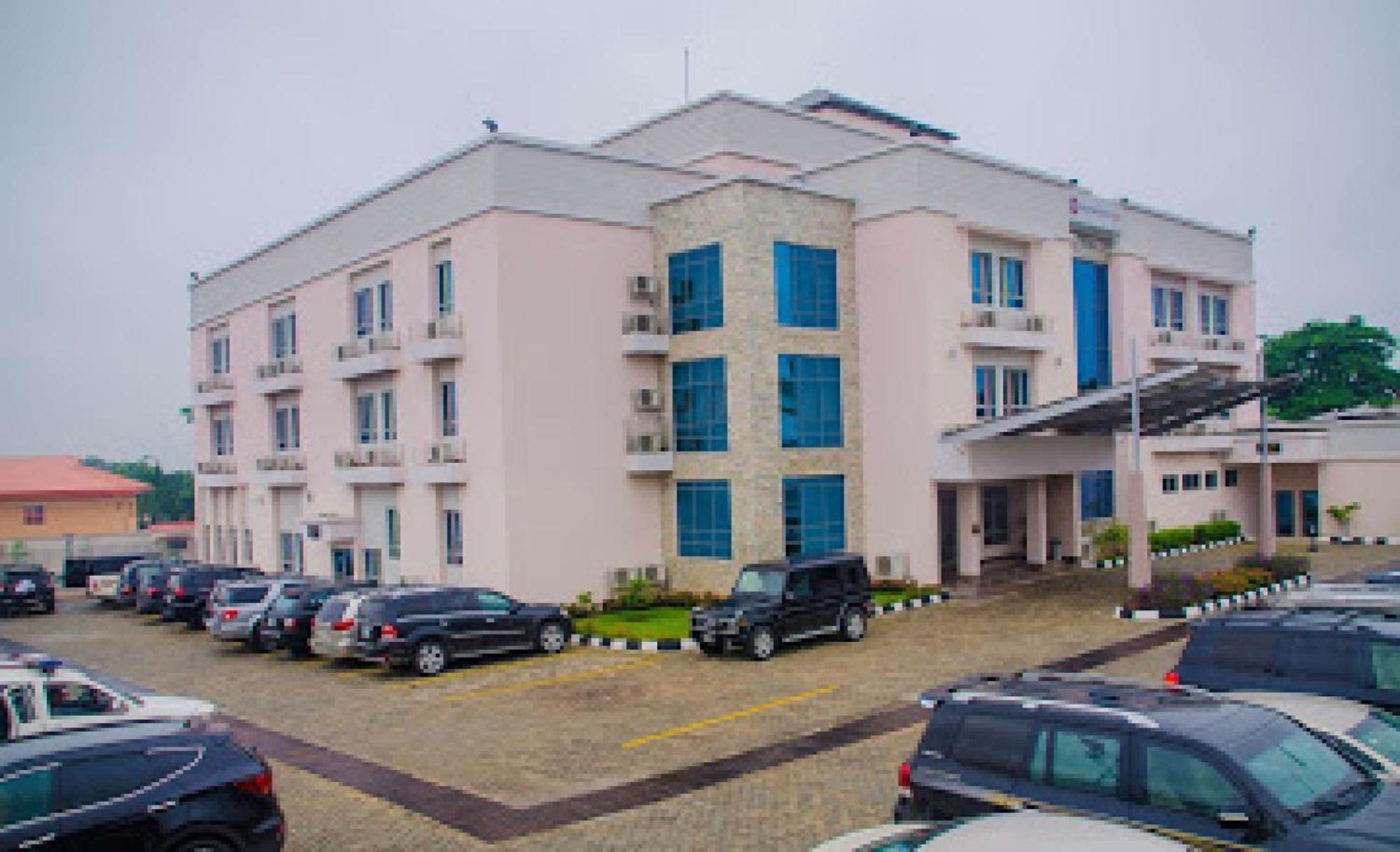 Room In Apartment - Best Western Plus-Presidential Suite Ibadan Exterior photo